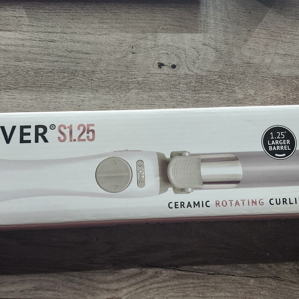 The Beachwaver Co. White Rotating Curling Tool
